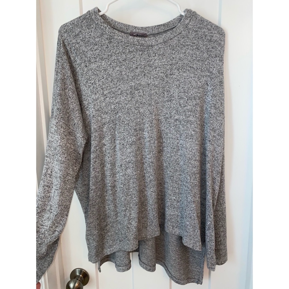 Grey long sleeve tunic